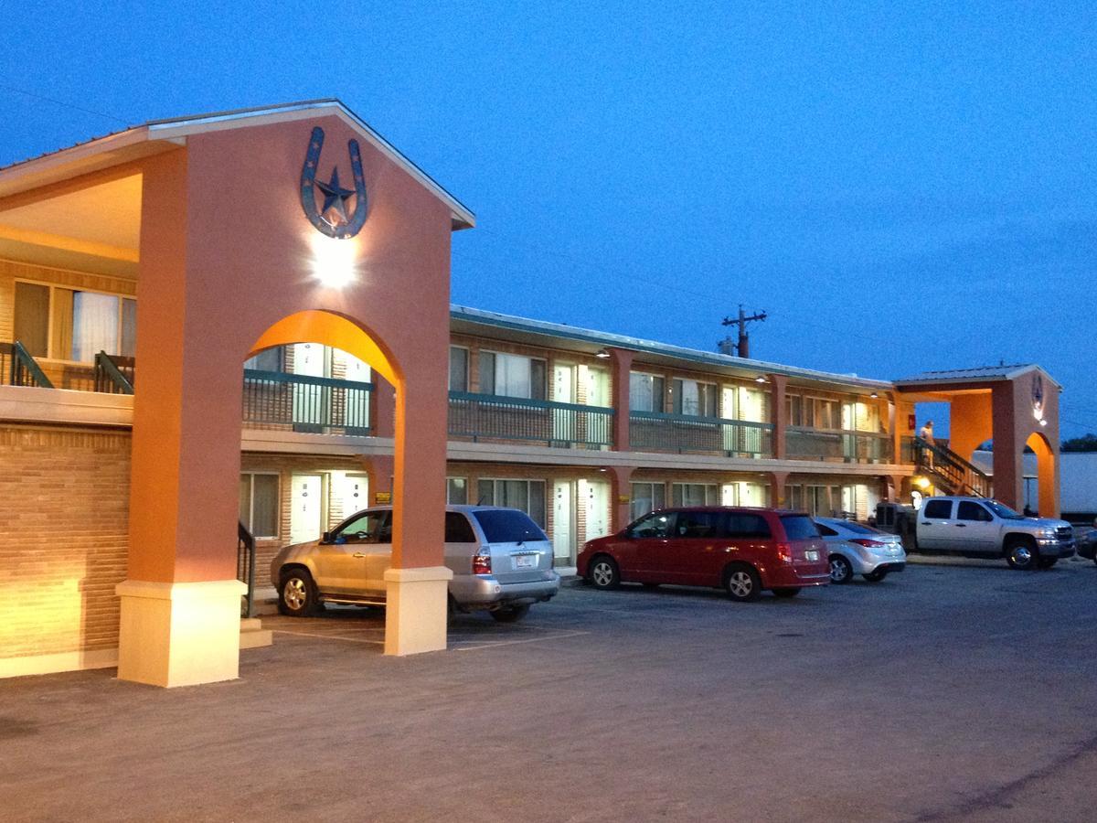 Western Motel Shamrock Exterior photo